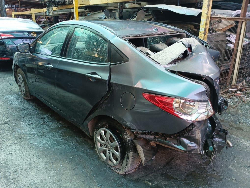  Hyundai ACCENT 2012    EN DESARME